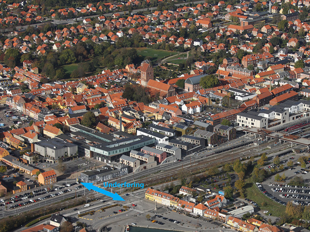 Luftfoto med markering af underføringens placering