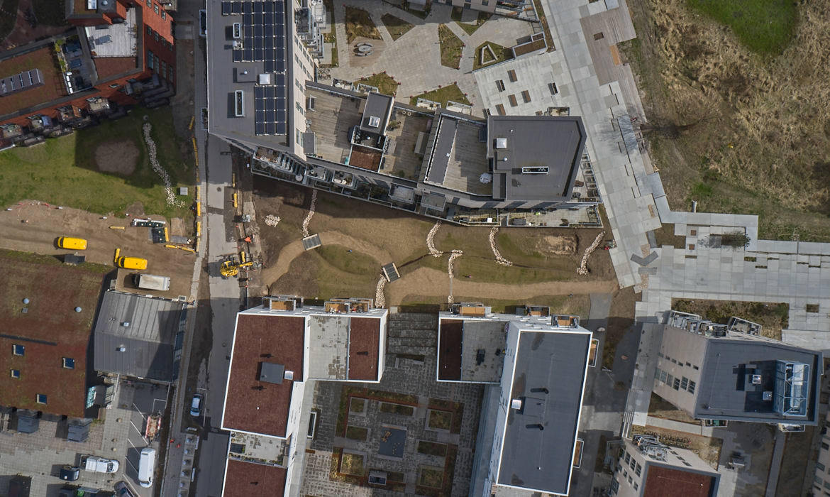 Dronefoto af arbejde med almindinger og Engkant